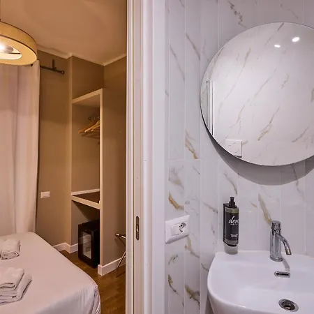Dem Hotel Roma