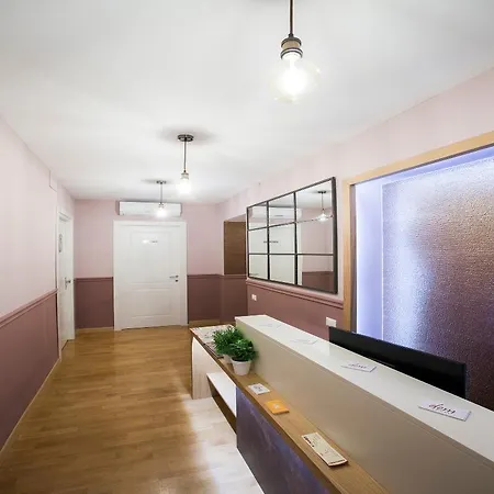 Otel Dem Roma